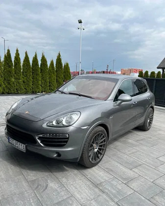 porsche Porsche Cayenne cena 135000 przebieg: 115000, rok produkcji 2013 z Łęczyca